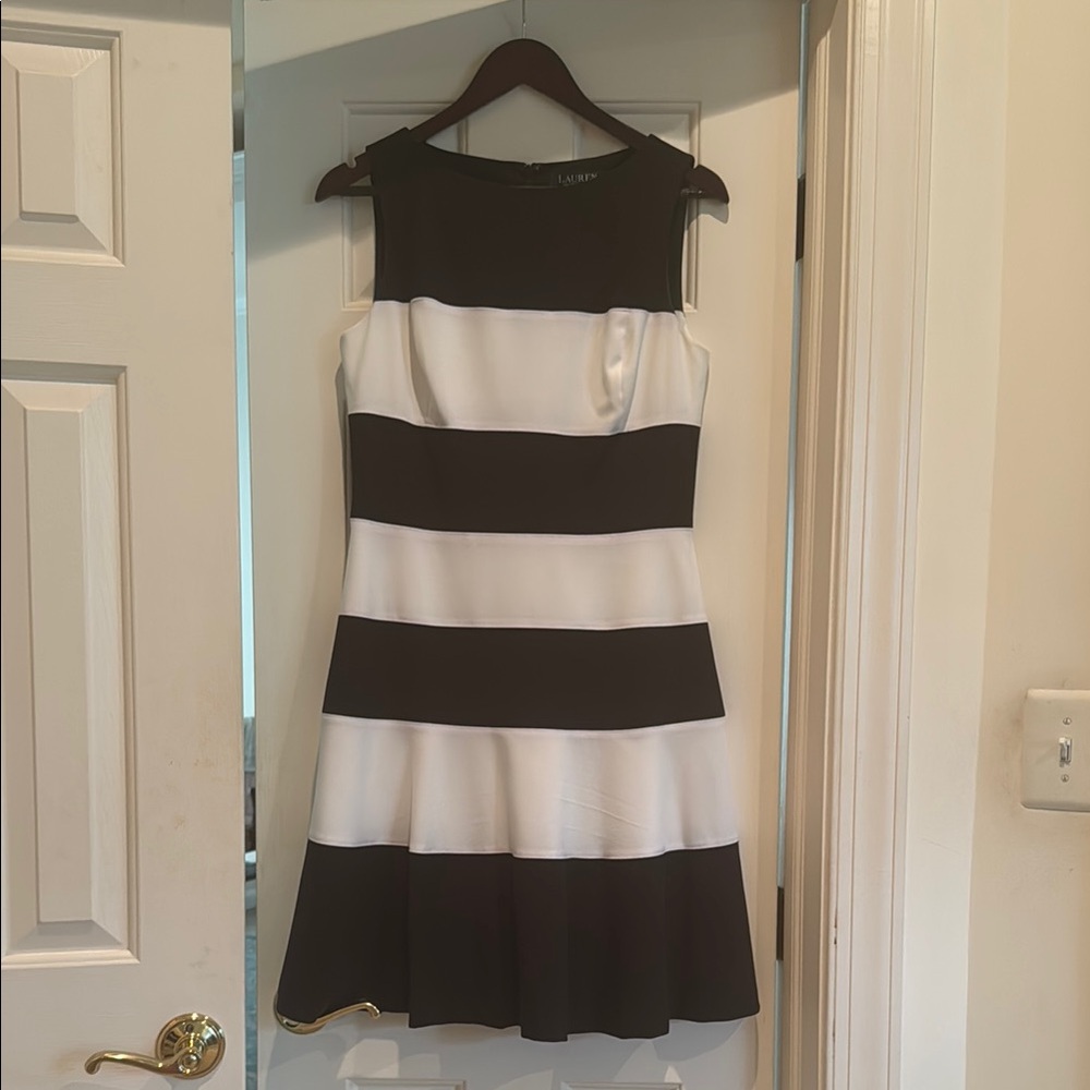 Lauren Ralph Lauren Black and White Sleeveless A-Line Mini Dress